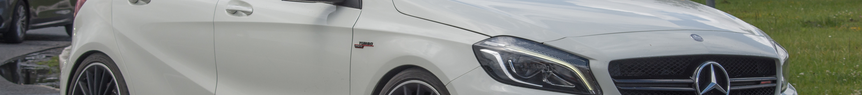 Mercedes-AMG A 45 W176 2015