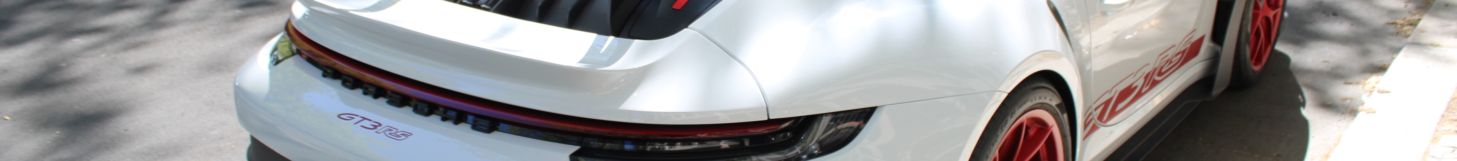 Porsche 992 GT3 RS MkI Weissach Package