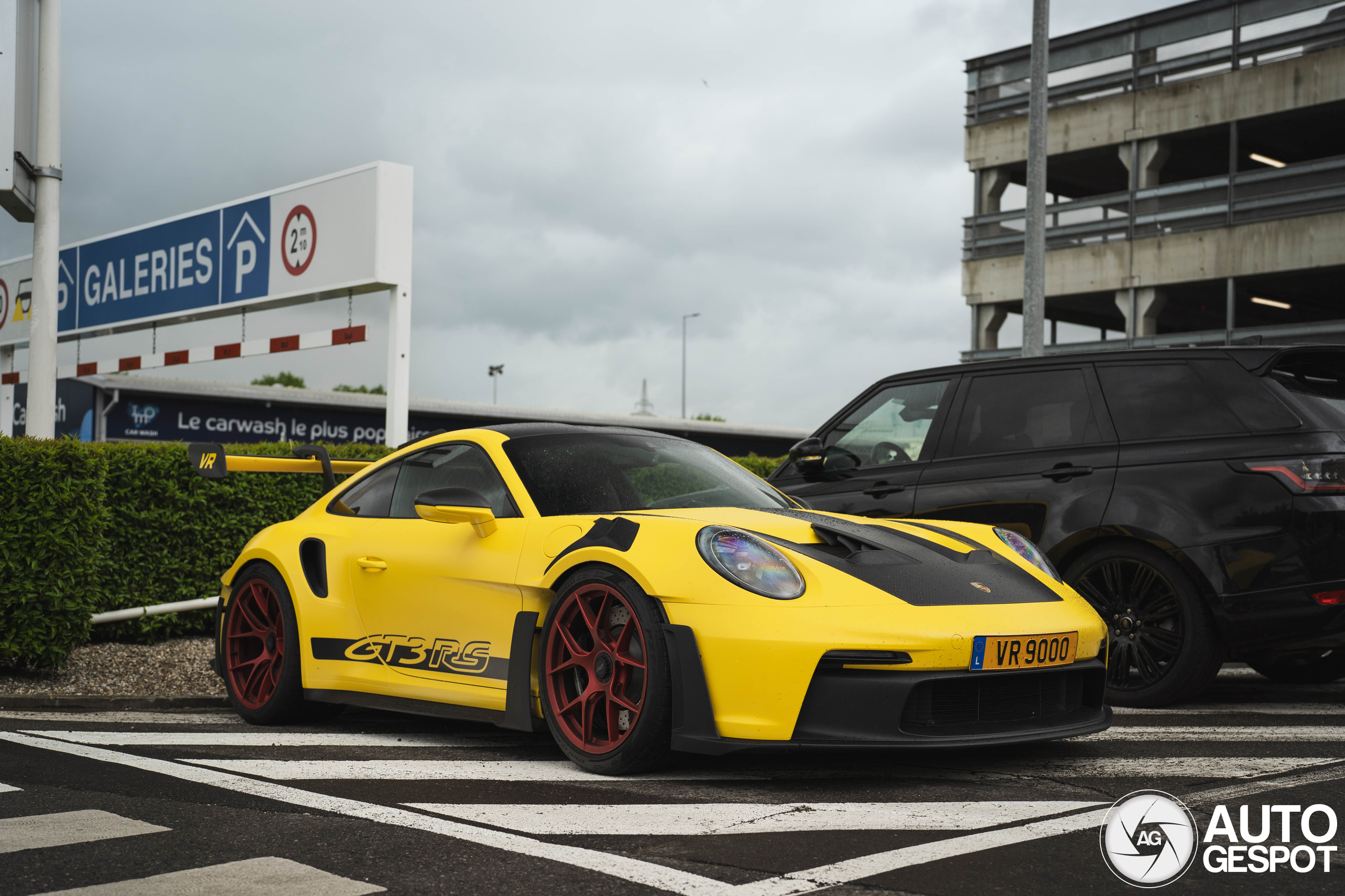 Porsche 992 GT3 RS MkI Weissach Package