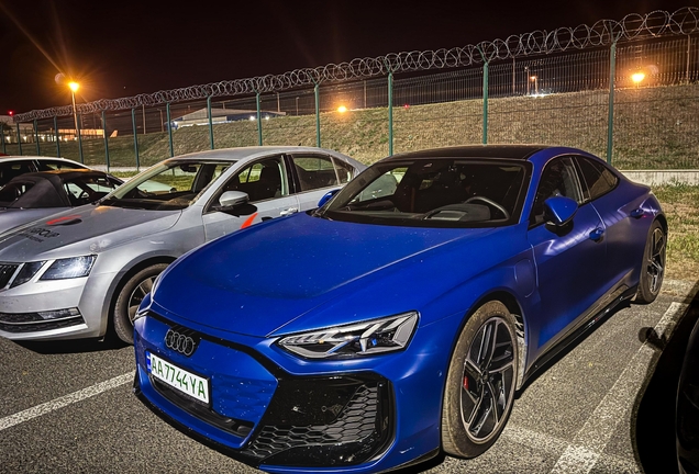 Audi RS E-Tron GT 2025
