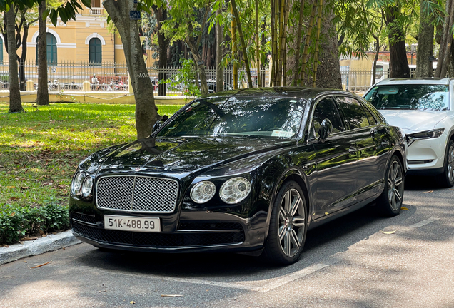 Bentley Flying Spur V8