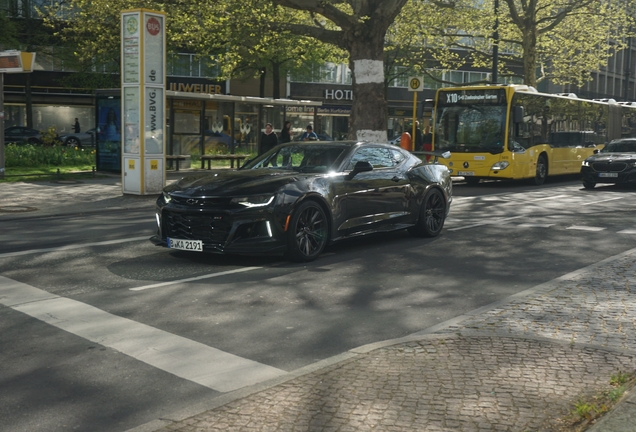 Chevrolet Camaro ZL1 2019