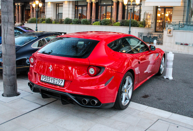 Ferrari FF