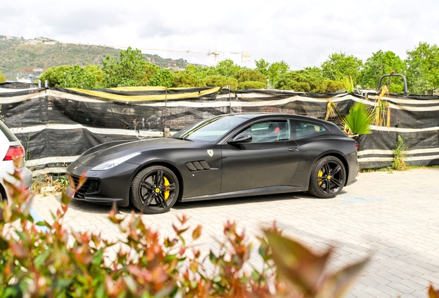 Ferrari GTC4Lusso