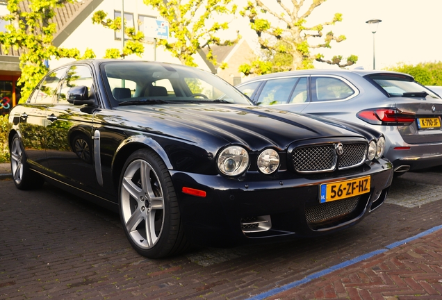 Jaguar XJR