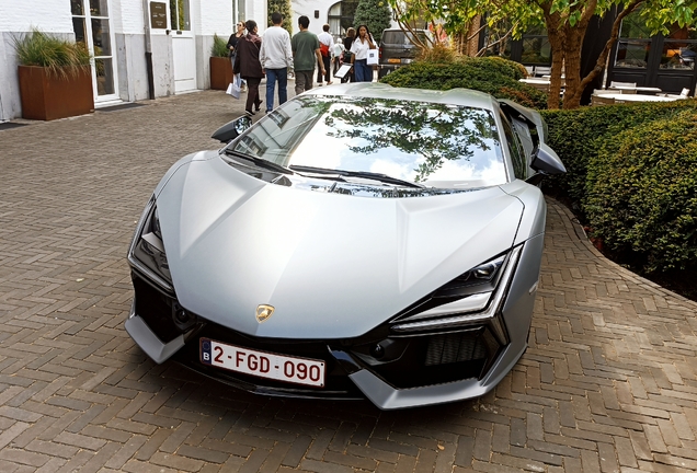 Lamborghini Revuelto