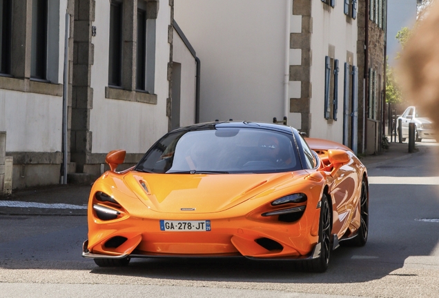 McLaren 765LT