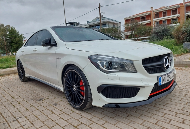 Mercedes-Benz CLA 45 AMG C117