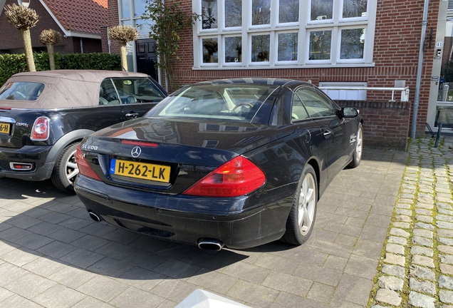 Mercedes-Benz SL 600 R230