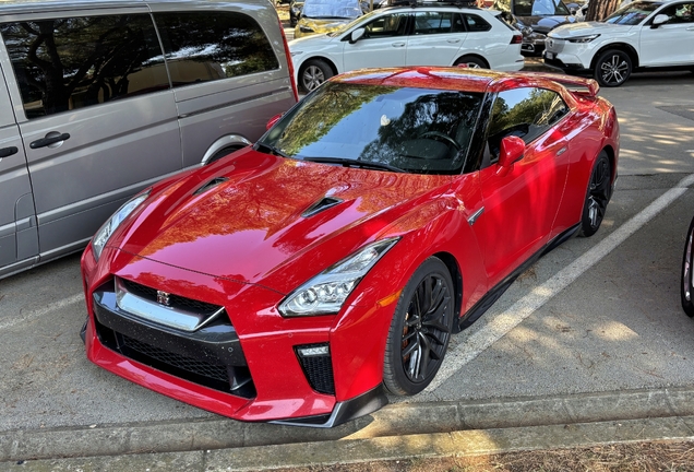 Nissan GT-R 2017