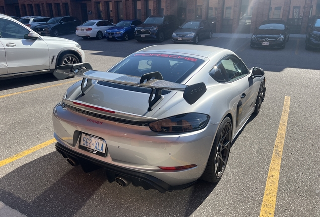 Porsche 718 Cayman GT4 RS Weissach Package