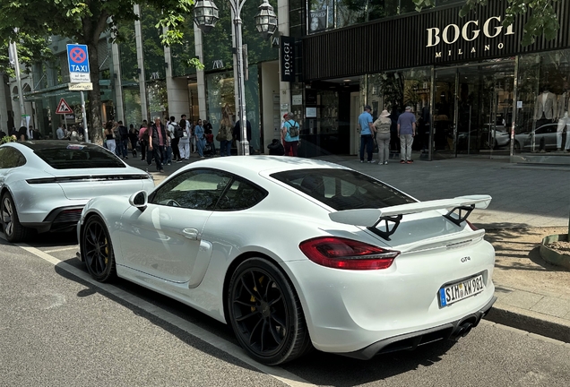 Porsche 981 Cayman GT4