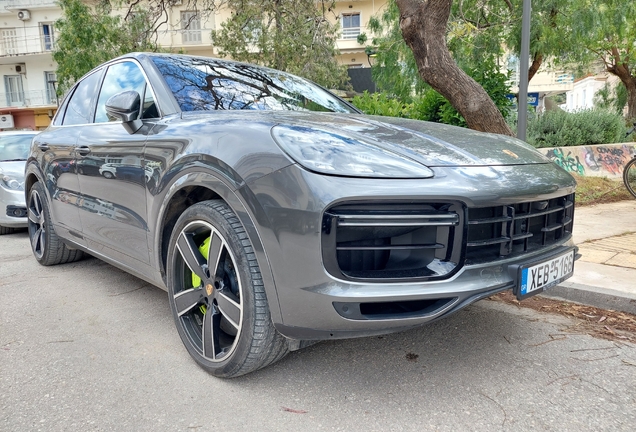 Porsche Cayenne Turbo S E-Hybrid