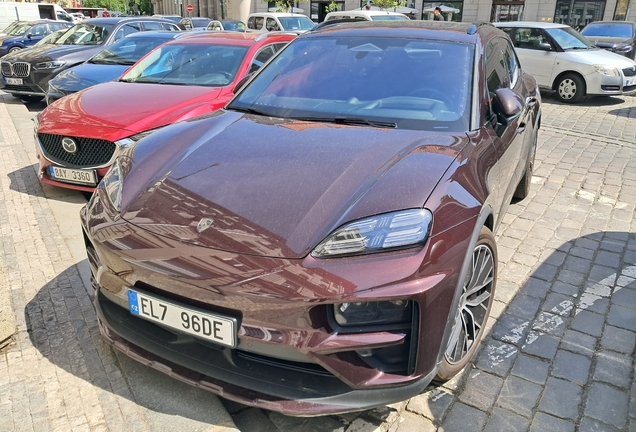 Porsche Macan EV Turbo