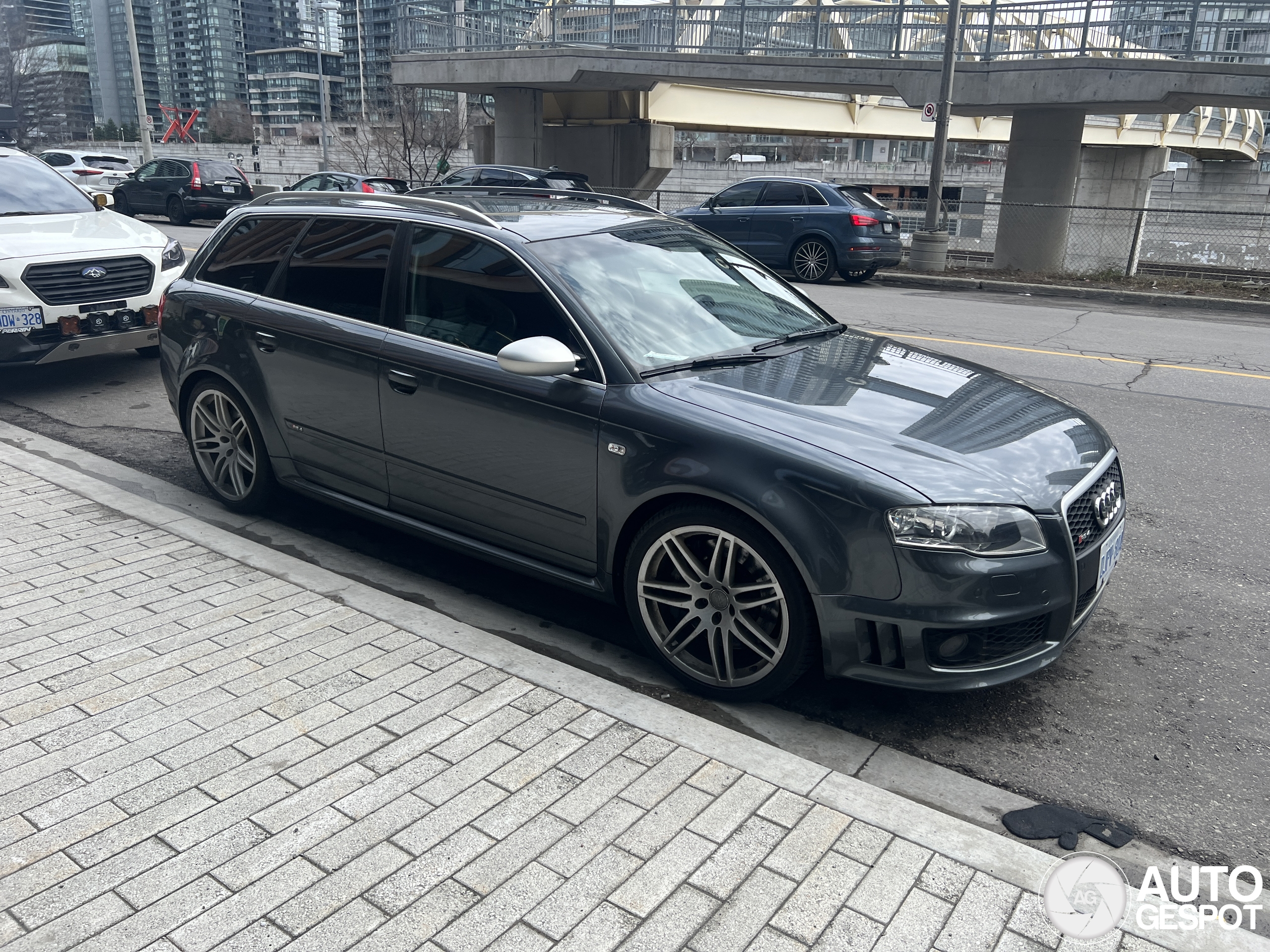 Audi RS4 Avant B7