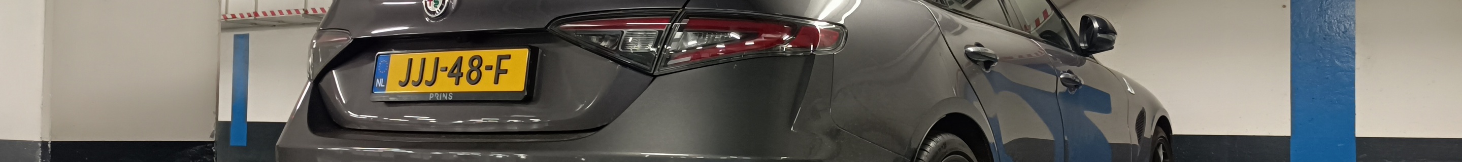 Alfa Romeo Giulia Quadrifoglio 2023