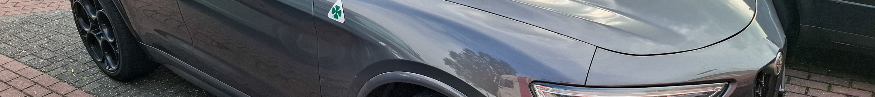 Alfa Romeo Stelvio Quadrifoglio 2020