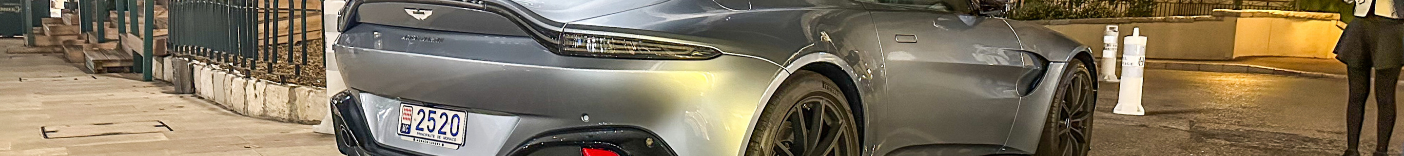 Aston Martin V8 Vantage Roadster 2020