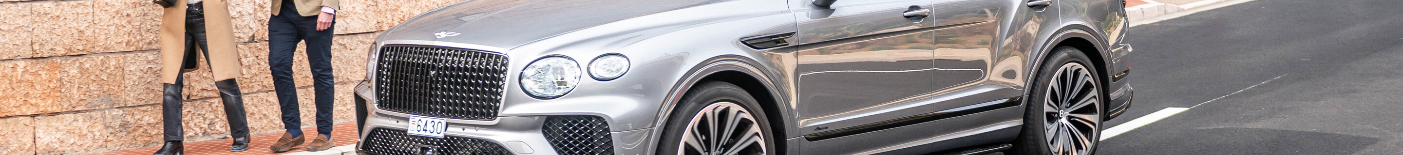 Bentley Bentayga Azure 2024