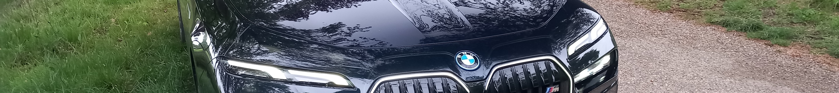 BMW M760e xDrive