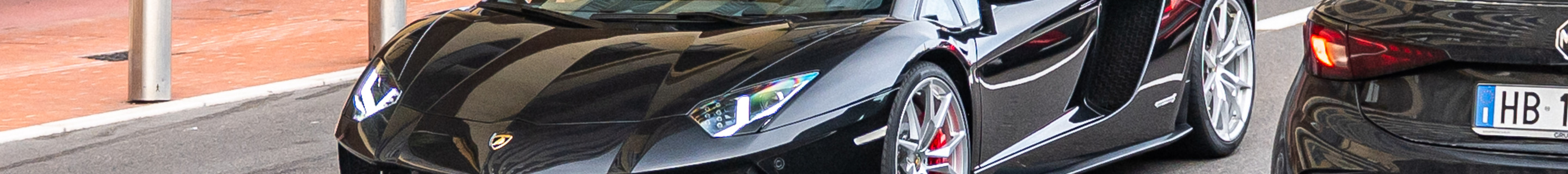 Lamborghini Aventador S LP740-4