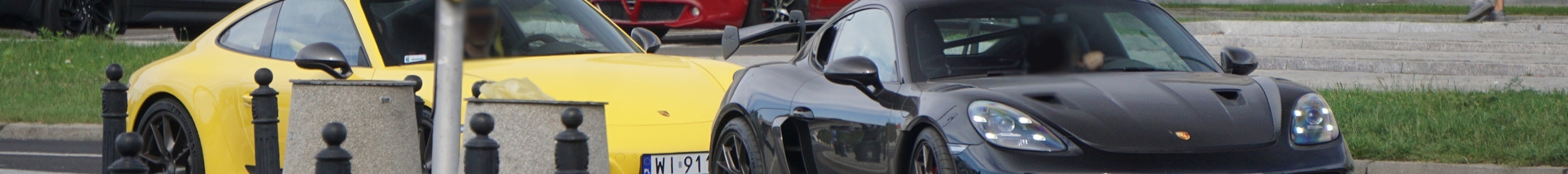 Porsche 718 Cayman GT4 RS Weissach Package