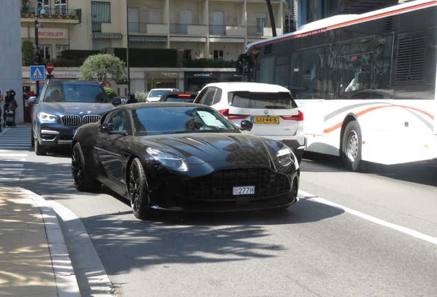 Aston Martin DB12