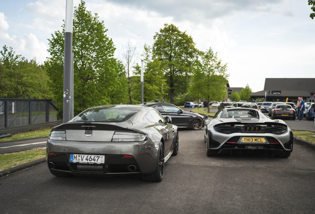 Aston Martin V12 Vantage S AMR
