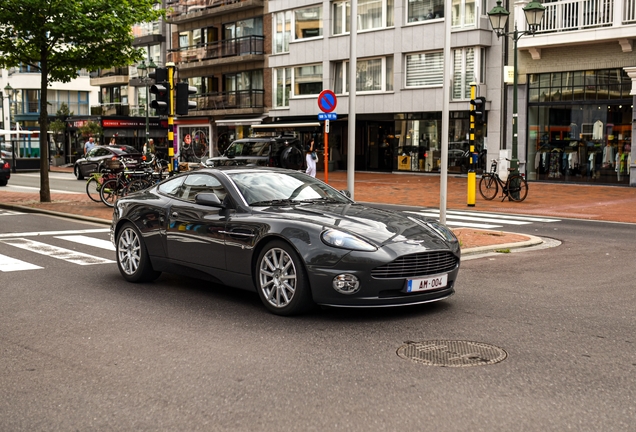 Aston Martin Vanquish S