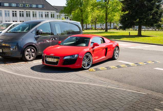 Audi R8