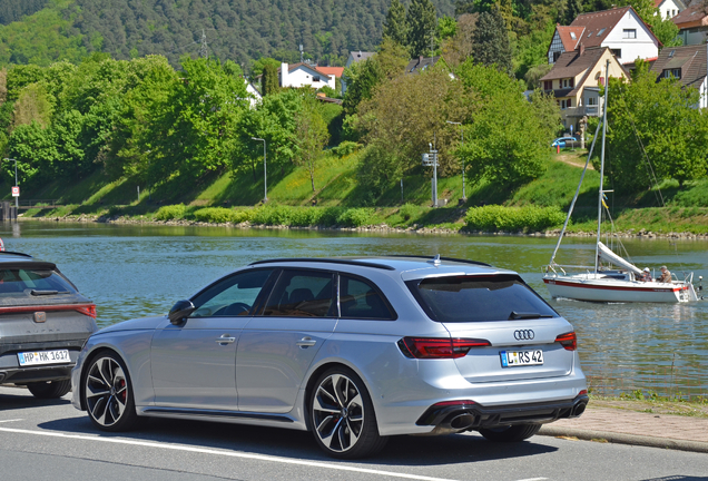 Audi RS4 Avant B9