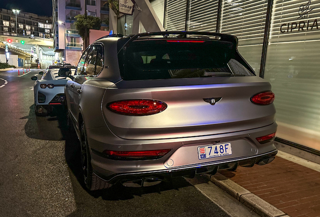 Bentley Bentayga V8 S 2024 Black Edition