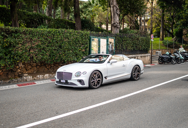Bentley Continental GTC V8 2020