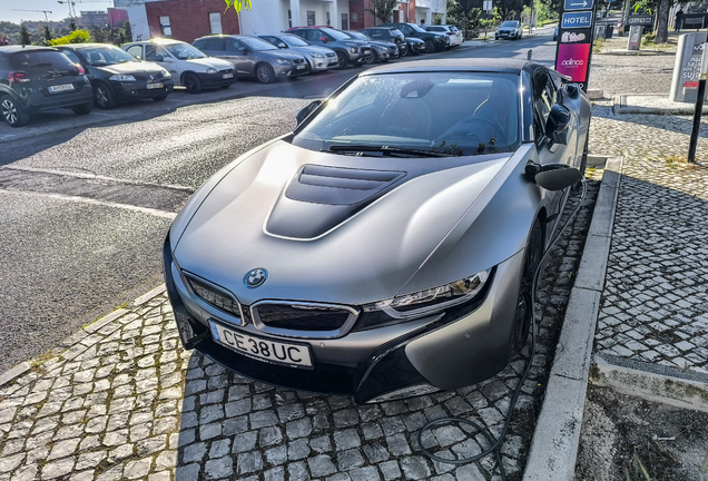 BMW i8 Roadster
