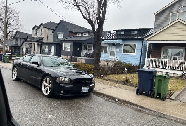 Dodge Charger SRT-8