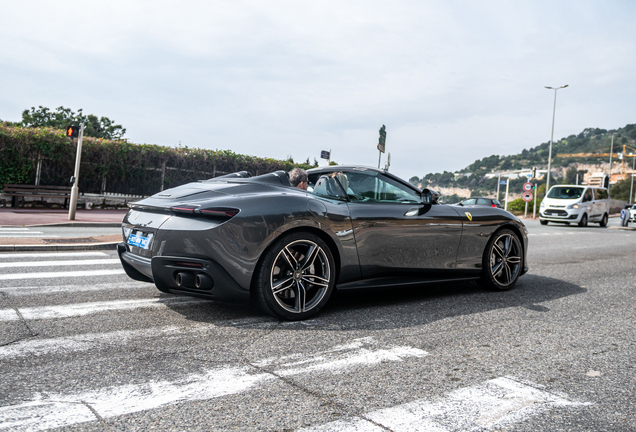 Ferrari Roma Spider