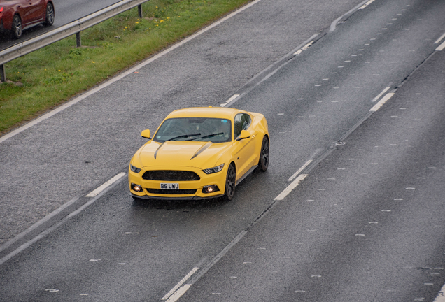 Ford Mustang GT 2015 Black Shadow Edition