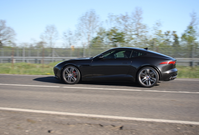 Jaguar F-TYPE S Coupé