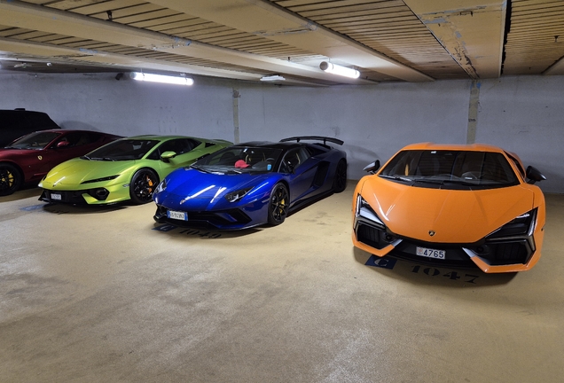 Lamborghini Aventador S LP740-4 Roadster