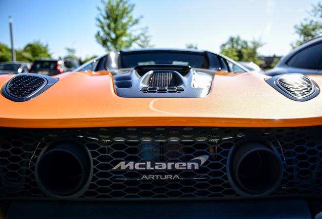 McLaren Artura Spider
