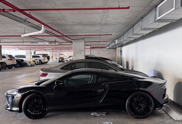 McLaren GTS