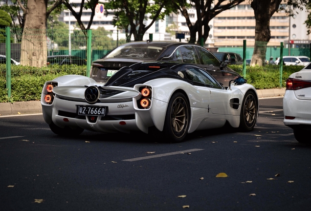 Pagani Utopia