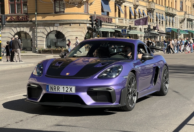 Porsche 718 Cayman GT4 RS Weissach Package