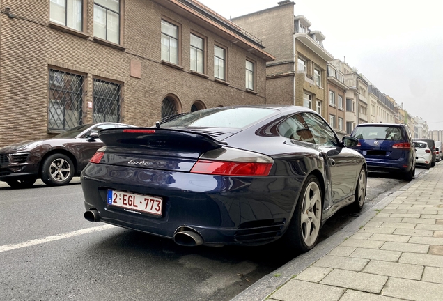 Porsche 996 Turbo