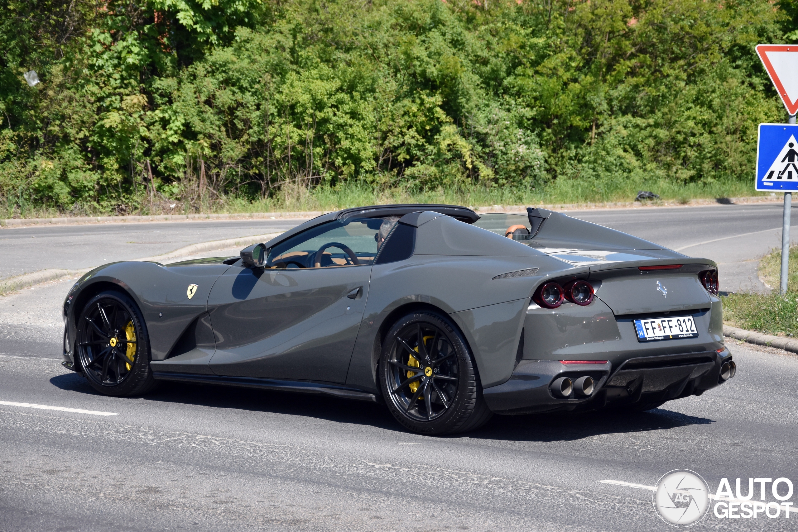 Ferrari 812 GTS