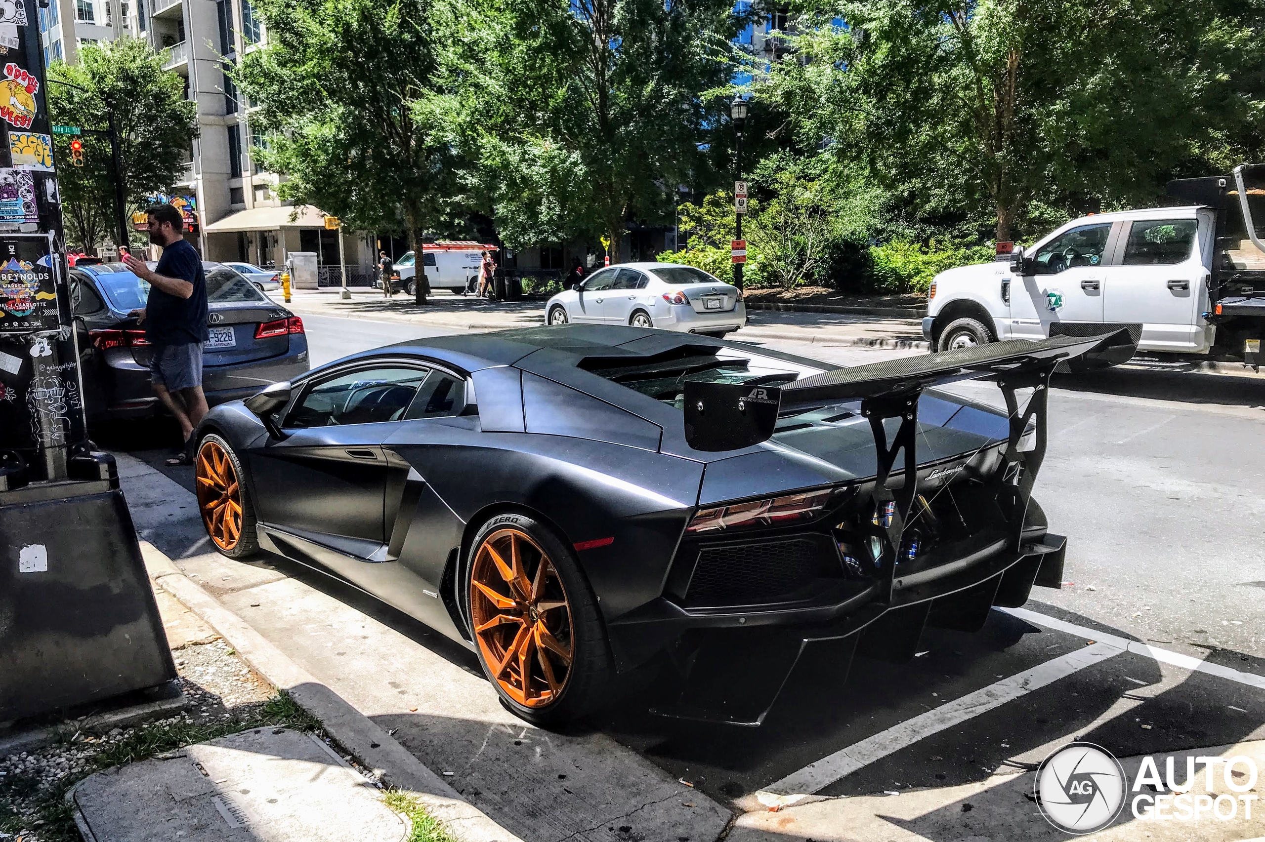Lamborghini Aventador LP700-4