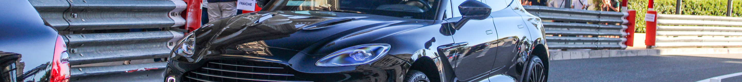 Aston Martin DBX