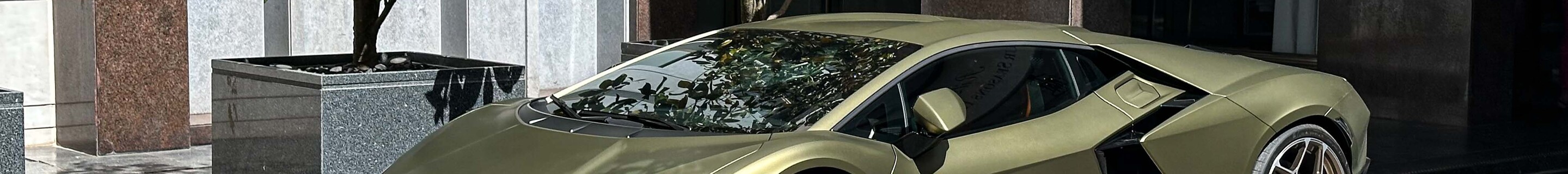 Lamborghini Revuelto