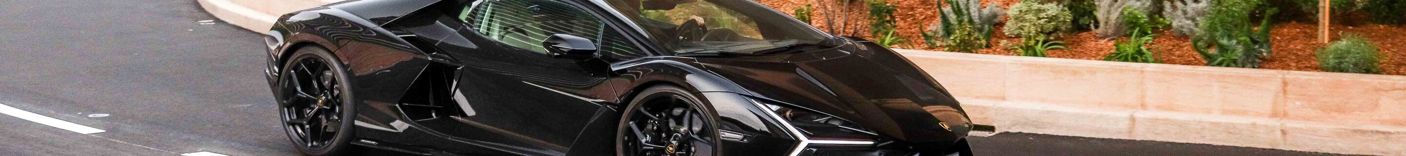 Lamborghini Revuelto