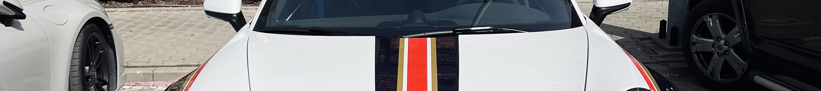Porsche 992 Dakar